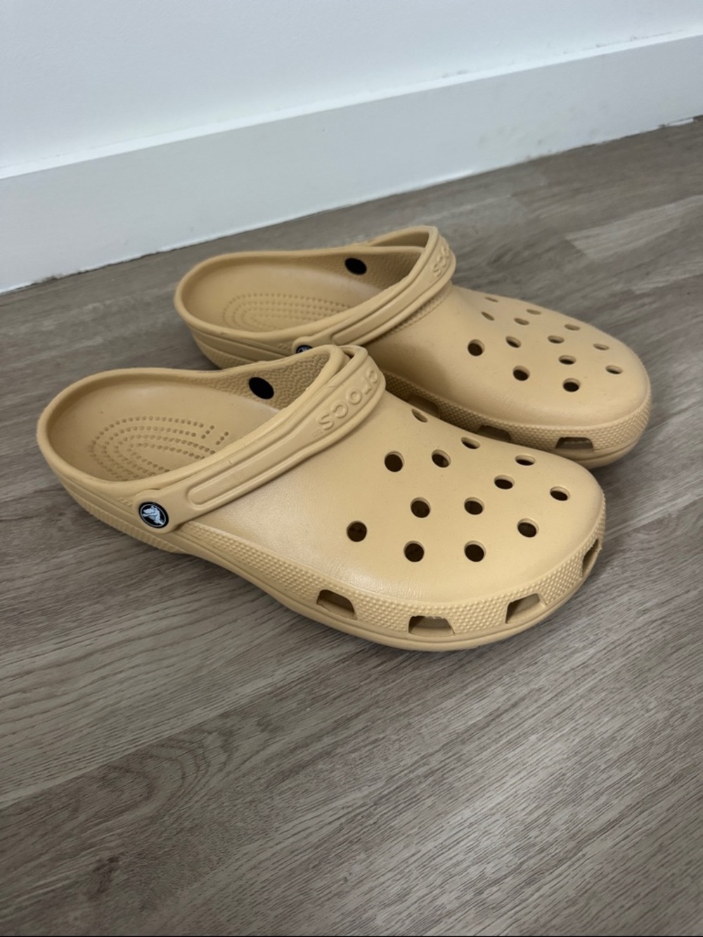 Crocs Wheat classics